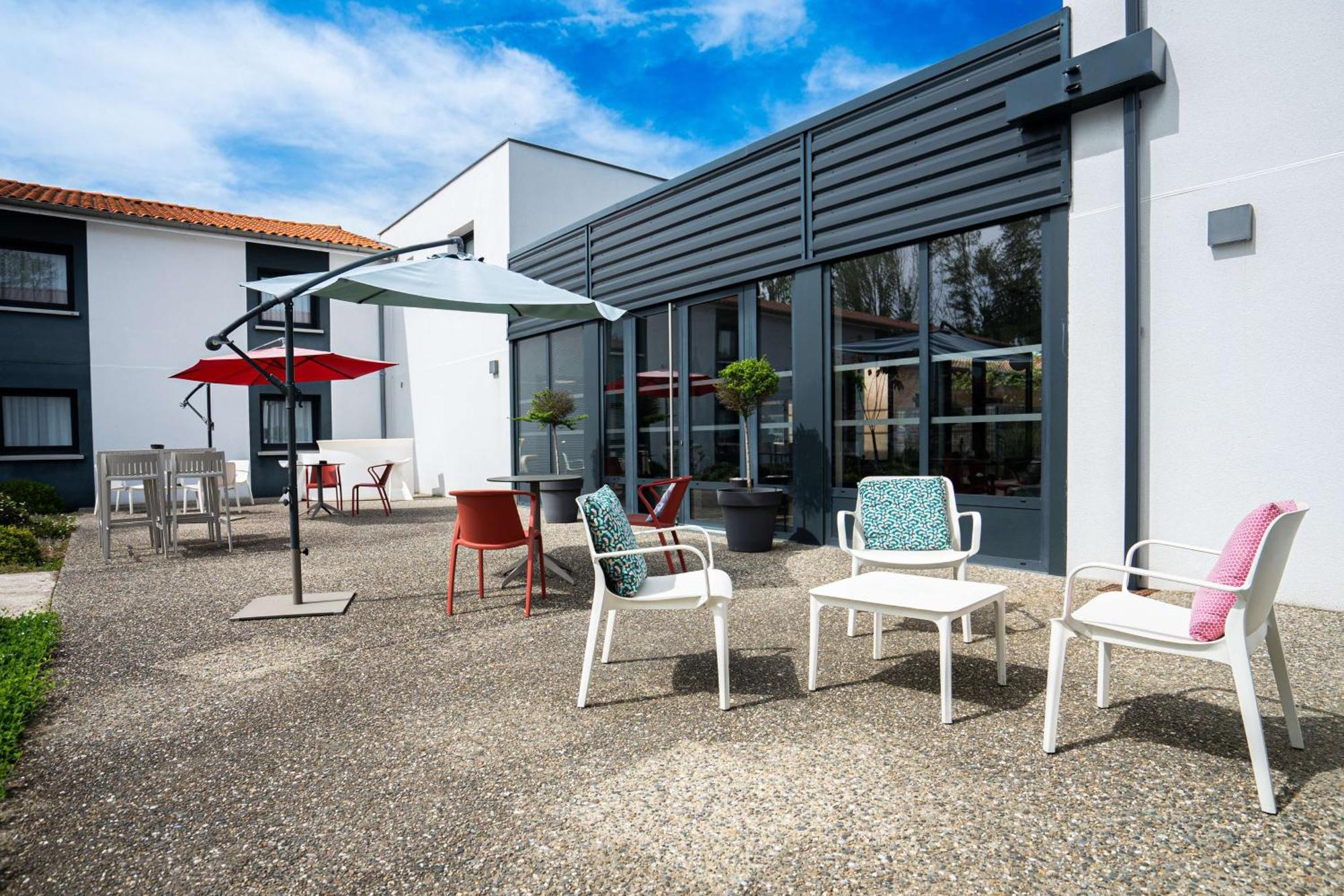 Sure Hotel By Best Western Les Portes De Montauban Zewnętrze zdjęcie